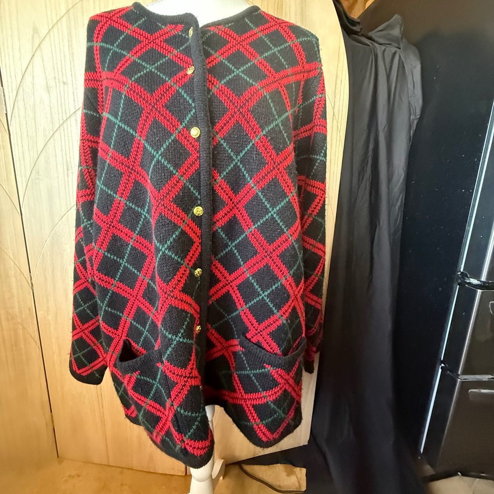 Liz Baker Cardigan Women 2X Black Red Plaid Gold Button Knit Sweater Holiday